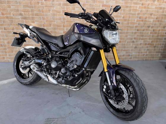 YAMAHA MT-09 YAMAHA MT-09